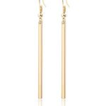earrings worn by tayama in anime